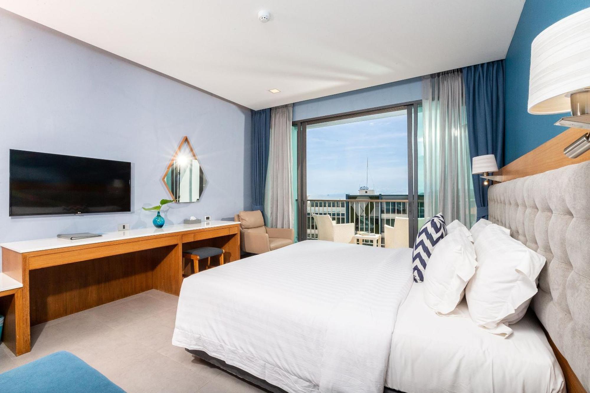 BlueSotel Krabi AoNang Beach- SHA Extra Plus Ao Nang Exterior foto